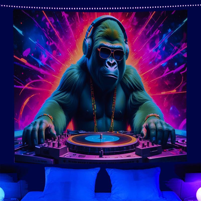 VIKAMA Psychedelic DJ Robot Ta - Esports Gaming Bar บทวิจารณ์และราคา